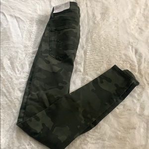 Camo jeggings from American Eagle